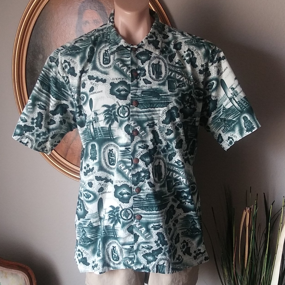 Hawaiian Style men's Hawaiian Shirt. Large
